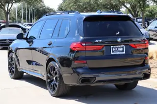 2021 BMW X7