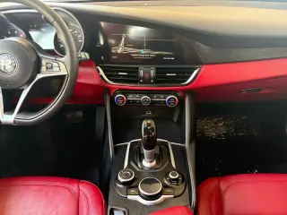 2018 Alfa Romeo Giulia AWD