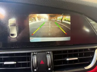 2018 Alfa Romeo Giulia AWD