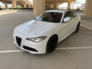 2018 Alfa Romeo Giulia AWD