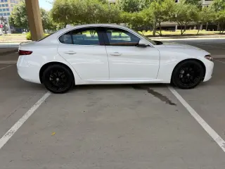 2018 Alfa Romeo Giulia AWD