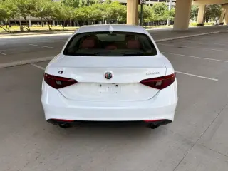2018 Alfa Romeo Giulia AWD