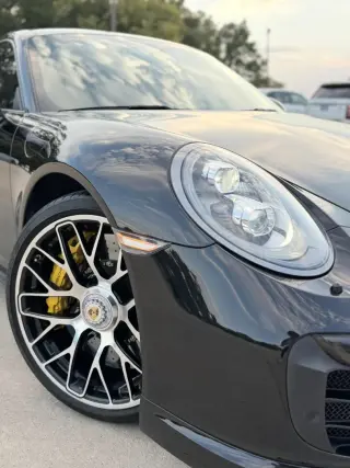 2015 Porsche 911