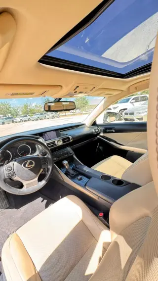 2014 Lexus IS