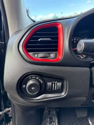 2019 Jeep Renegade Trailhawk 4x4