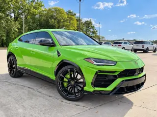 2022 Lamborghini URUS