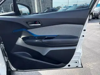 2019 TOYOTA C-HR