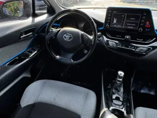 2019 TOYOTA C-HR