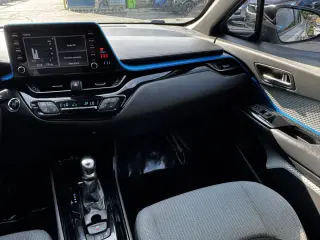 2019 TOYOTA C-HR