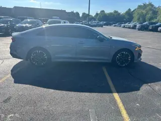 2022 Kia K5