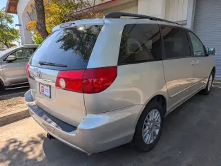 2008 Toyota Sienna