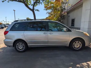 2008 Toyota Sienna