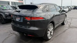 2018 JAGUAR F-PACE