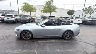2025 FORD MUSTANG