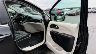 2018 CHRYSLER PACIFICA