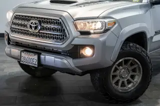2017 Toyota Tacoma