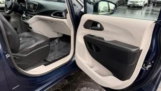 2020 CHRYSLER PACIFICA