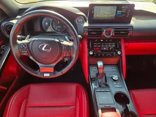 2023 Lexus IS
