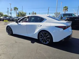 2023 Lexus IS