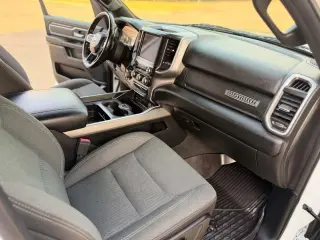 2019 Ram 1500 CREW CAB