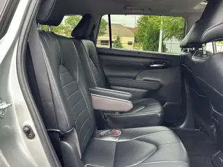 2023 Toyota Highlander Hybrid
