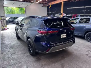 2020 Toyota HIGHLANDER