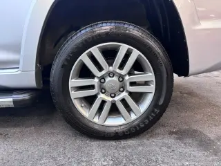 2012 Toyota 4RUNNER