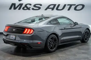 2022 Ford Mustang