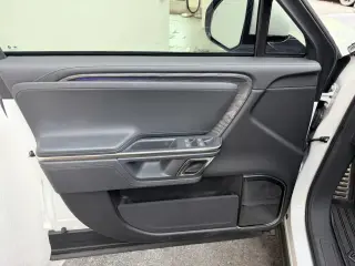 2022 Rivian R1S