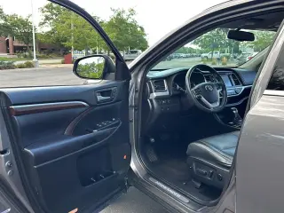 2016 Toyota Highlander