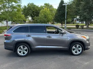 2016 Toyota Highlander