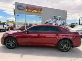 2021 CHRYSLER 300