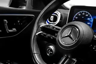 2023 Mercedes-Benz C 300