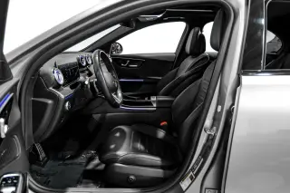 2023 Mercedes-Benz C 300