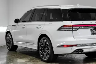 2023 Lincoln Aviator