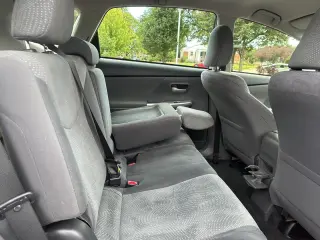 2012 Toyota Prius V