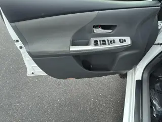 2012 Toyota Prius V