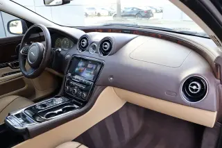 2016 Jaguar XJ