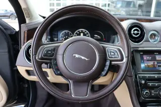2016 Jaguar XJ