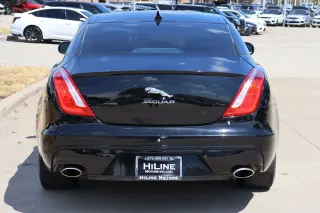 2016 Jaguar XJ