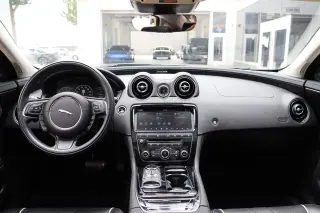 2019 Jaguar XJ