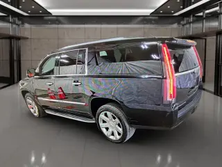 2017 Cadillac ESCALADE ESV