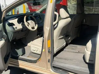 2013 Toyota Sienna