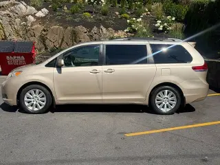 2013 Toyota Sienna