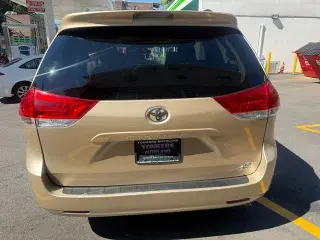 2013 Toyota Sienna