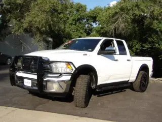 2013 RAM 1500 QUAD CAB