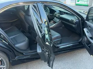 2016 Lexus IS 300