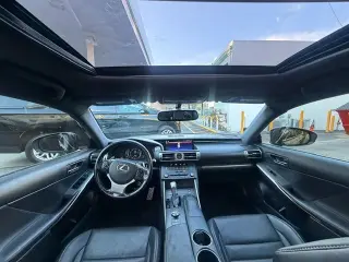 2016 Lexus IS 300