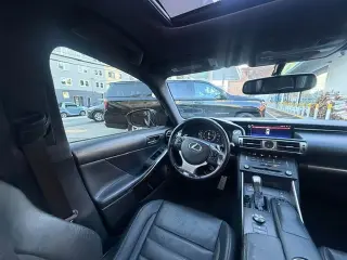 2016 Lexus IS 300