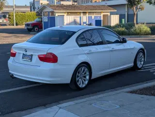 2011 BMW 3 Series